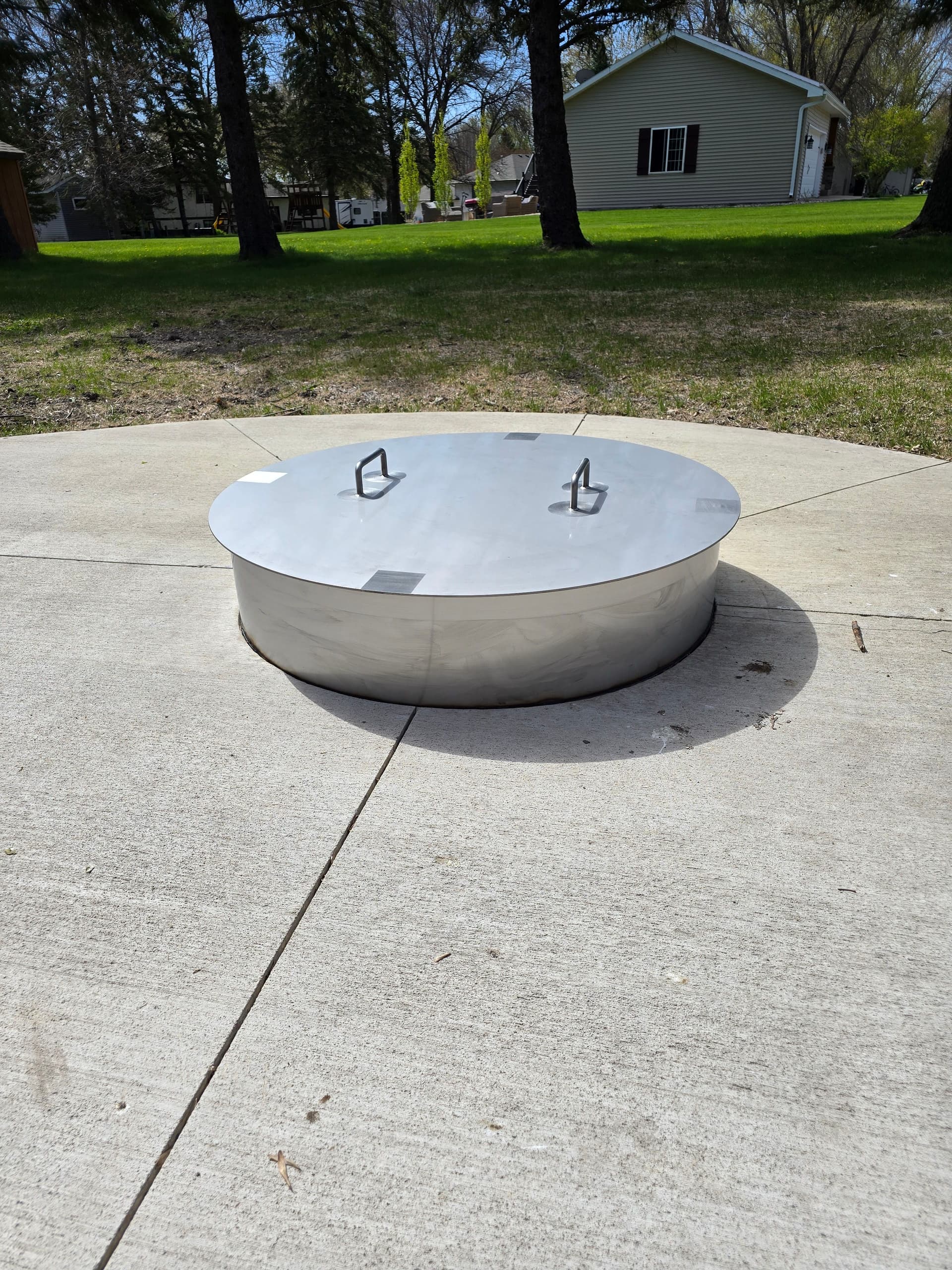 Gallery photos for Stainless Fire Pit Riser and Cover Fix in Willmar: Image #4