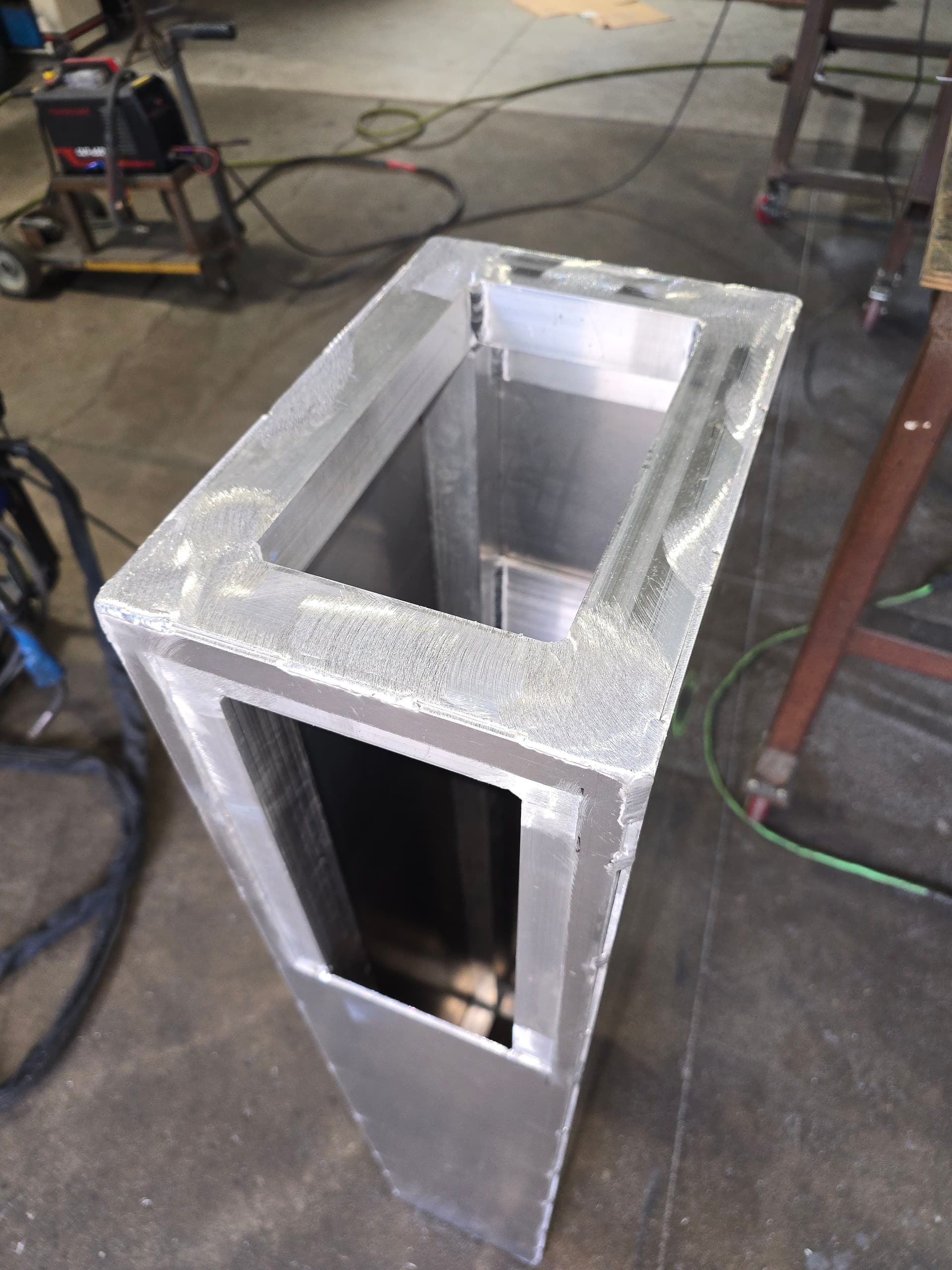 Gallery photos for Custom Aluminum Folding Control Tower Built for a Boat: Image #5