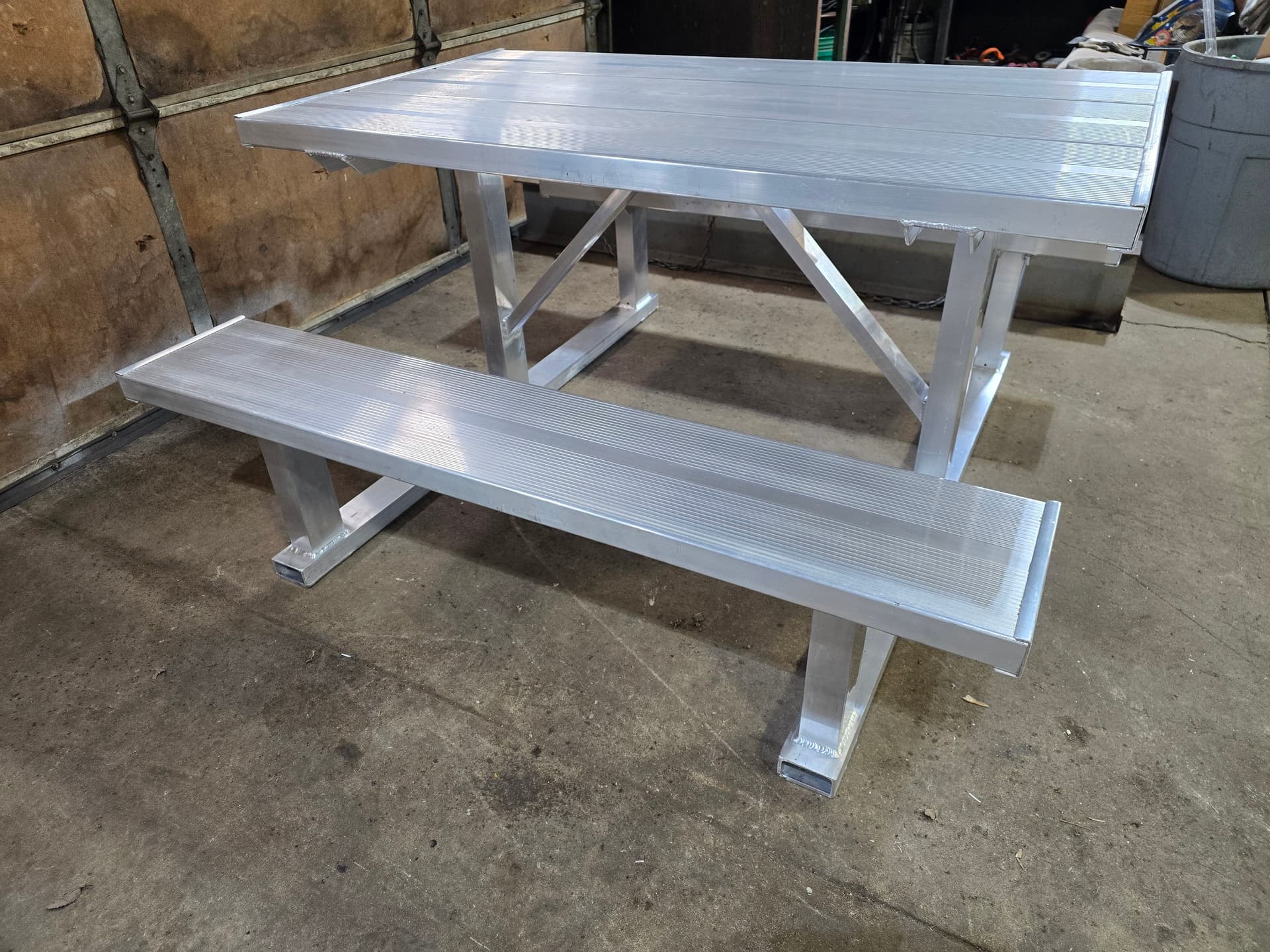 Gallery photos for Custom Aluminum Picnic Table and Outdoor Fireplaces Headed to Willmar Expo: Image #4