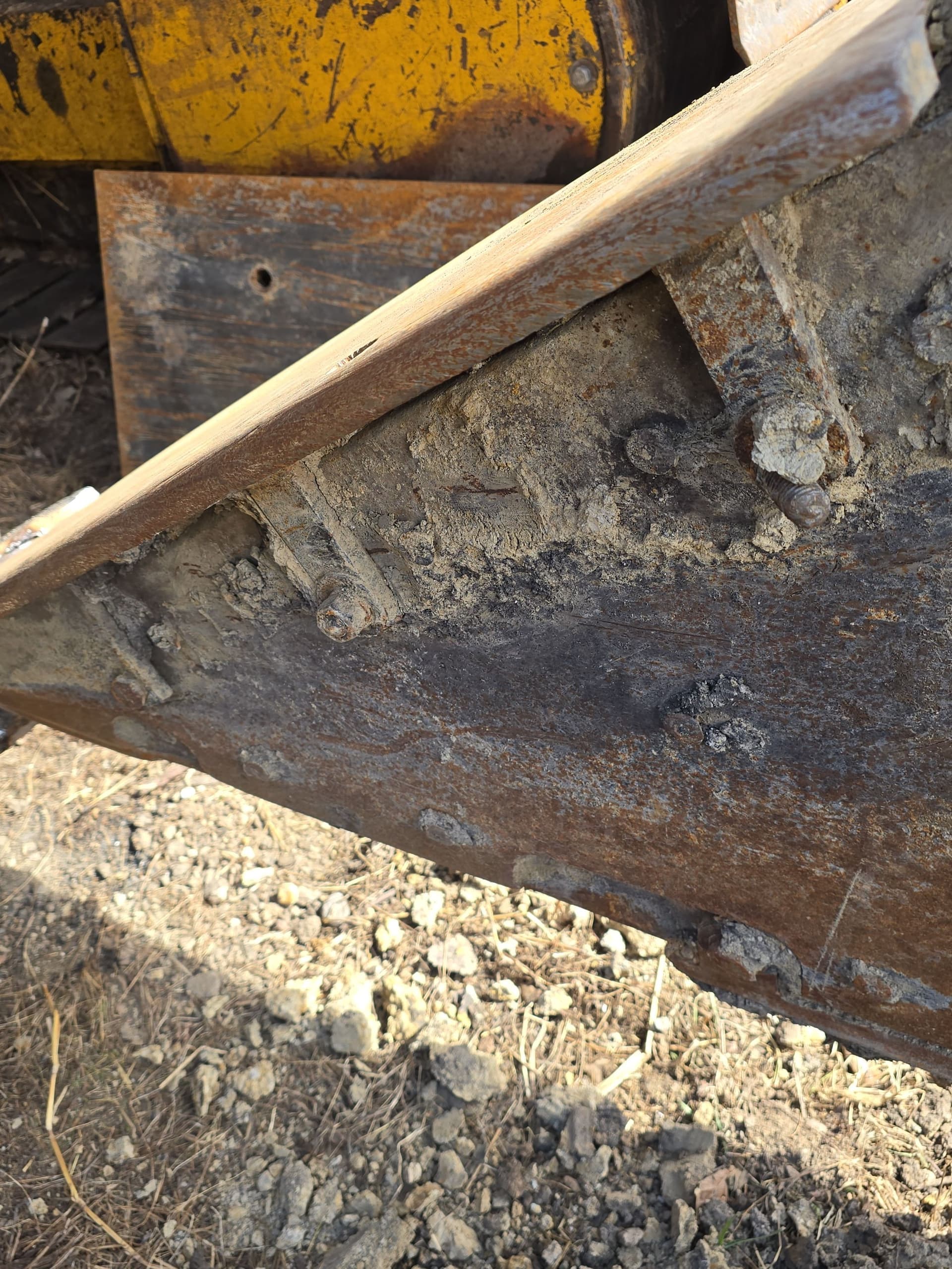 Gallery photos for Tile Plow Tooth Hard Surfacing and Installation: Image #4